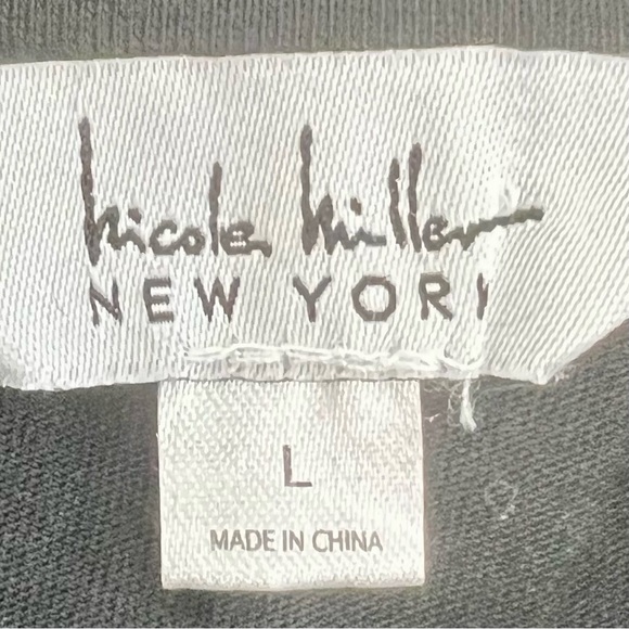 NICOLE MILLER NEW YOURK Super Cute High/ Low Ruffled Hem Short Sleeve Shirt - Picture 9 of 11